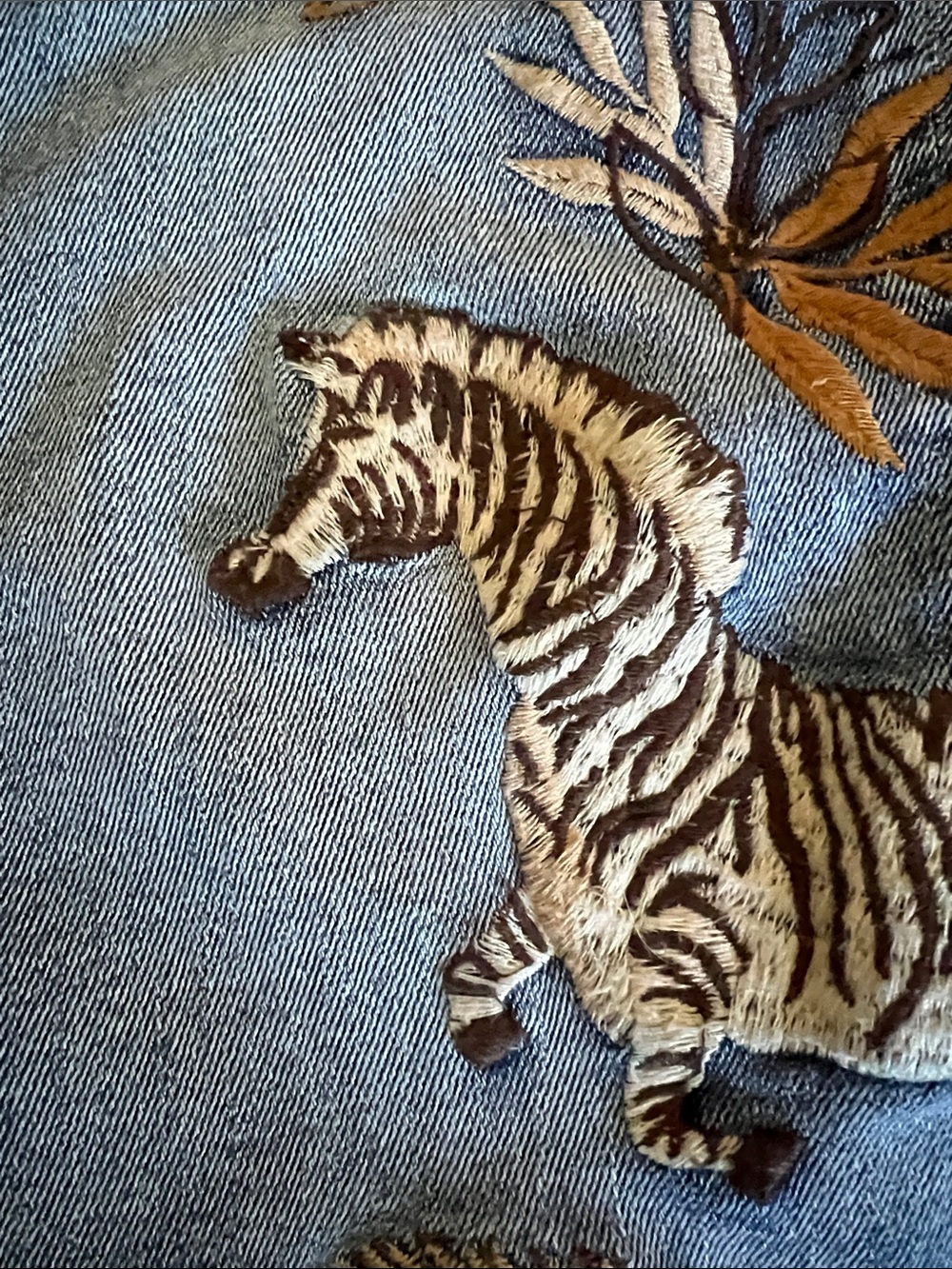 Drifftwood Embroidered Flare Jeans  with  zebra ,Tiger Animal Details - Picture 2 of 3